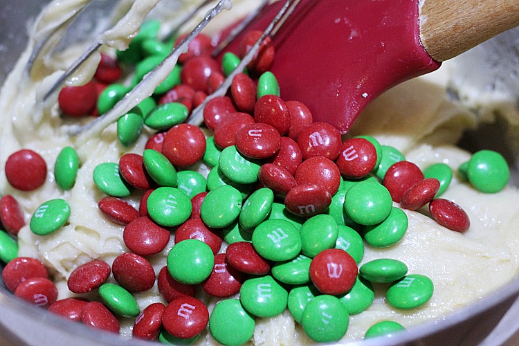 This M&M Cake Mix Cookies Recipe is perfect to use up holiday M&Ms! So easy to make and the cookies turn out perfect, perfect Christmas cookies to make!