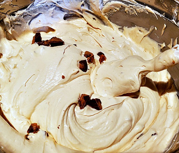 Peanut Butter Pie Filling in mixing bowl with Spatula