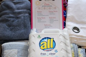 It's the time of year to be spring cleaning!! This Free Spring Cleaning Linen Printable will help to make sure that you don't miss linens.