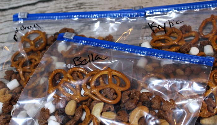 This Easy Kid Trail Mix is a great way to make a custom snack for your kids! Plus it's a great way to save money on picking up snacks while on the go. 