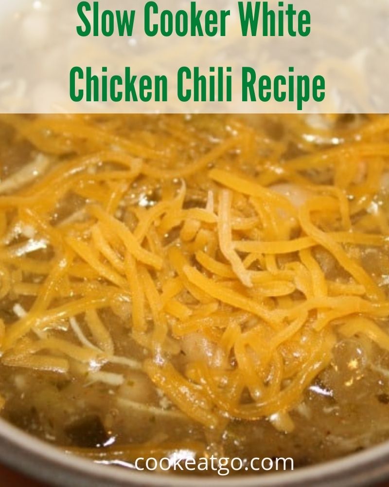 This Slow Cooker White Chicken Chili Recipe is the perfect way to warm up during the cold winter months! Plus its 0 Weight Watchers Points as well!