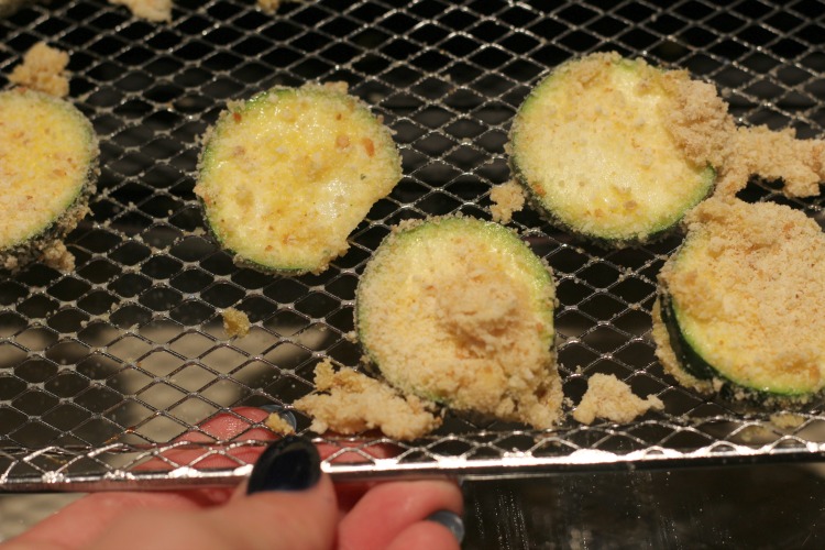 Cooking Air Fryer Zucchini Chips